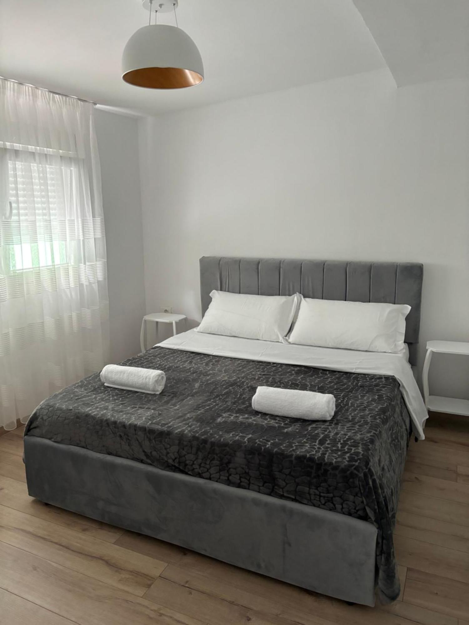 Vacation Studio By Andrea Tirana Exterior photo
